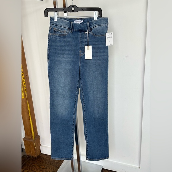 Good American Denim - Good American POWER STITCH
PULL-ON STRAIGHT High Rise Jeans Size M. NWT